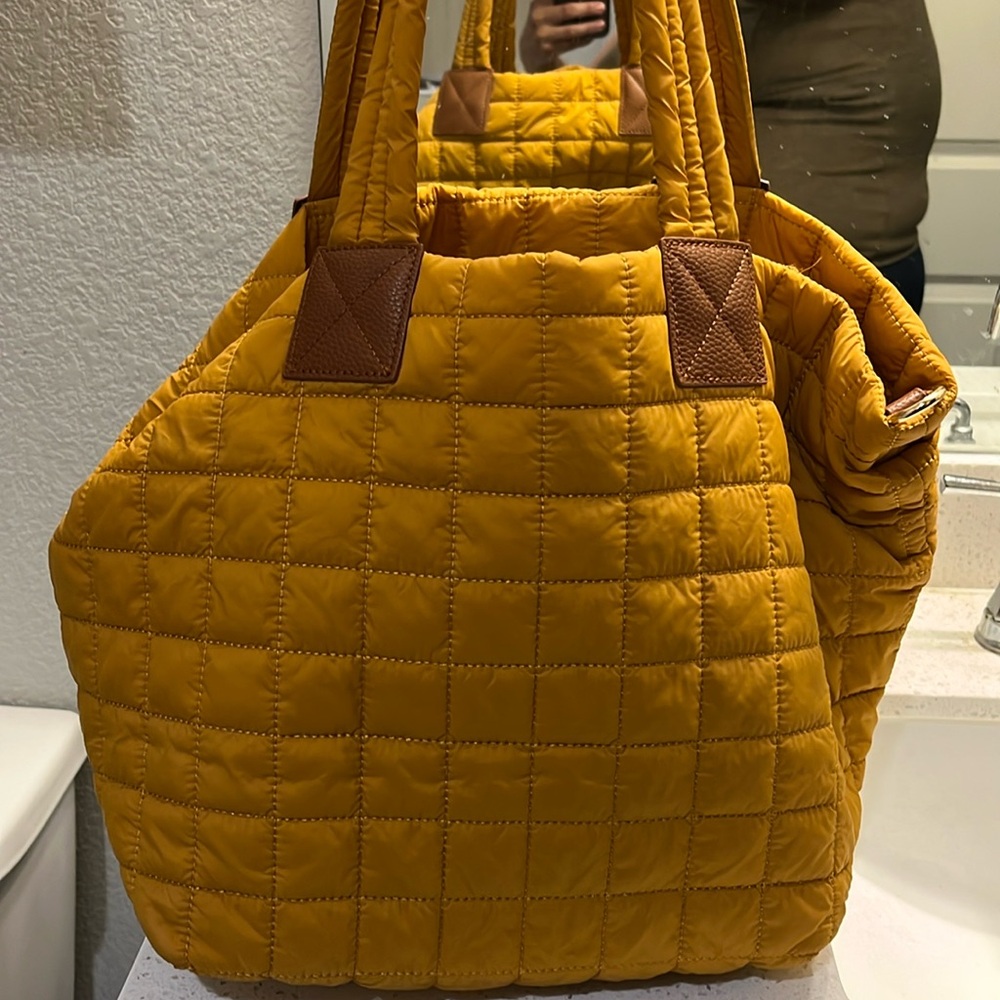 Shiraleah  Tote/Crossbody Quilted Nylon Bag